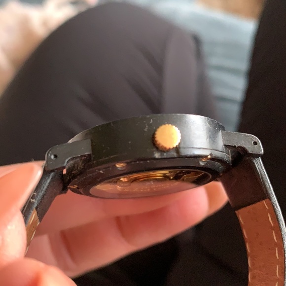 Bvlgari: Rare Limited Edition Carbon Gold Watch - Picture 12 of 12